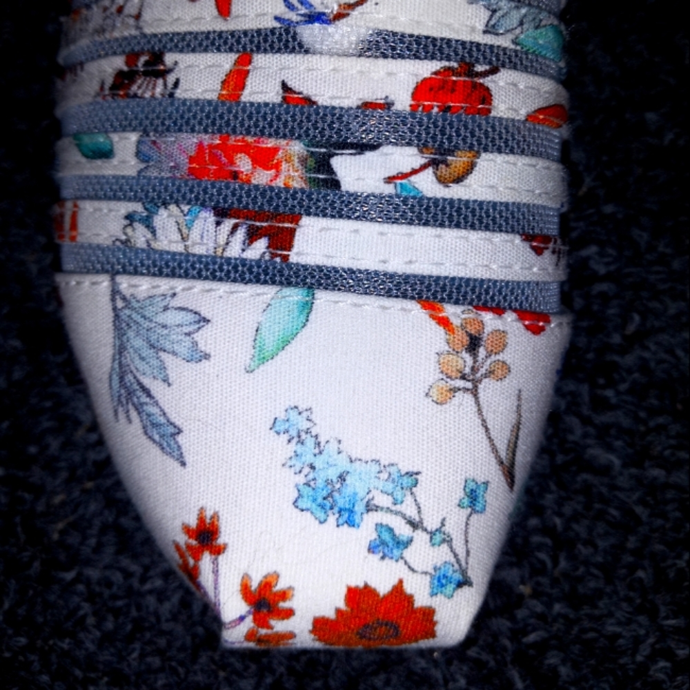 BOB'S memory foam floral slip ons